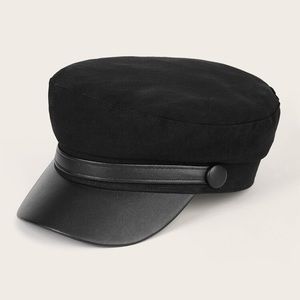 Final price!!🖤💕Newsboy Cap (Black belt hat)💕🖤